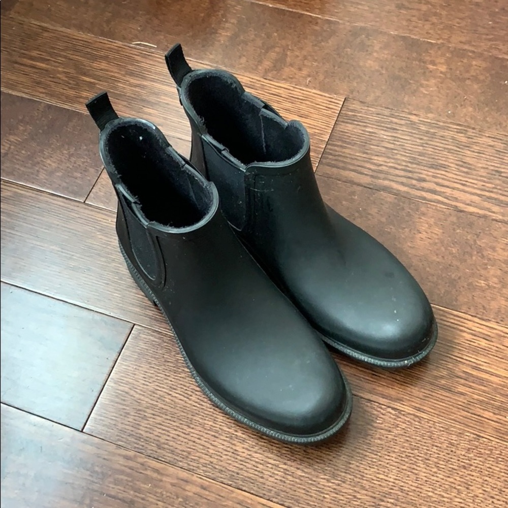 Madewell Chelsea rain boots